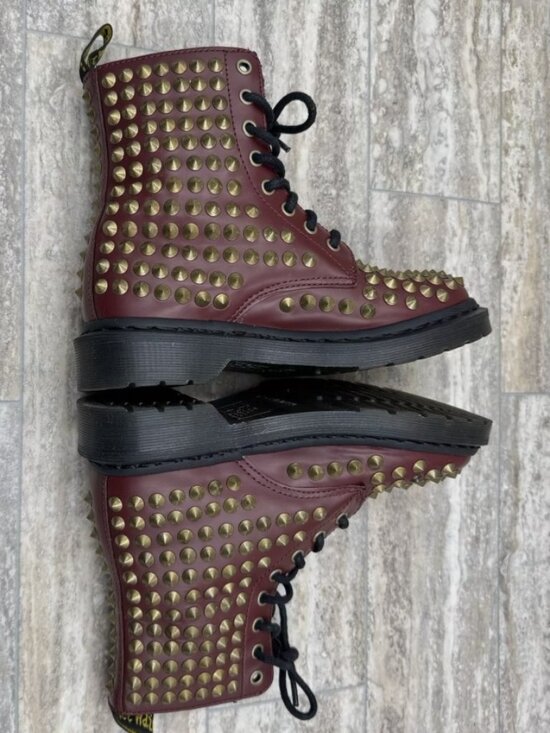 BNWOT Doc Martens Studded Burgundy Combat Boots, W 7 - M 6 main image 8